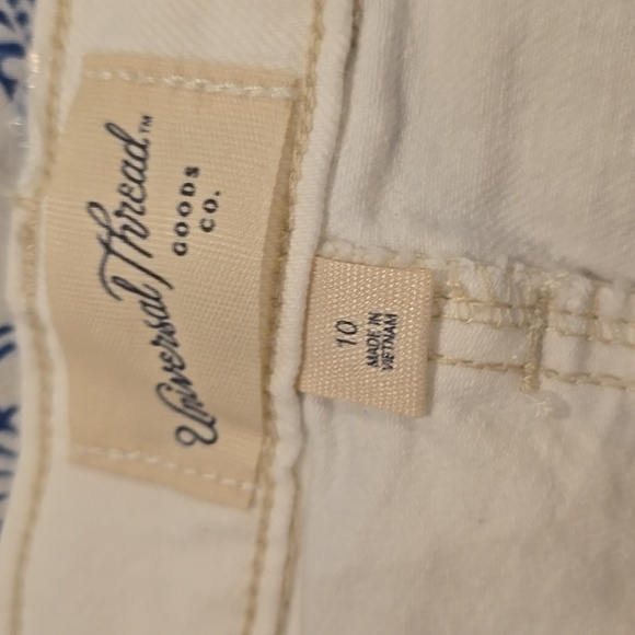 ❤️10/$40 New Universal Thread White Pencil Skirt Denim - Picture 2 of 3
